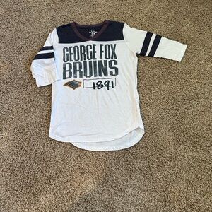George Fox Bruins Women’s Small 3/4 Sleeve Slight V neck tee shirt. Blue&white